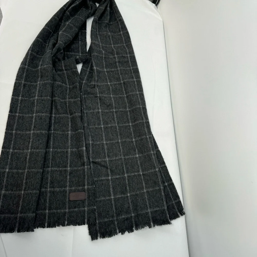 NWT Patterned Cashmere Scarf for Men Ultra-Soft Men’s Winter Scarf $125